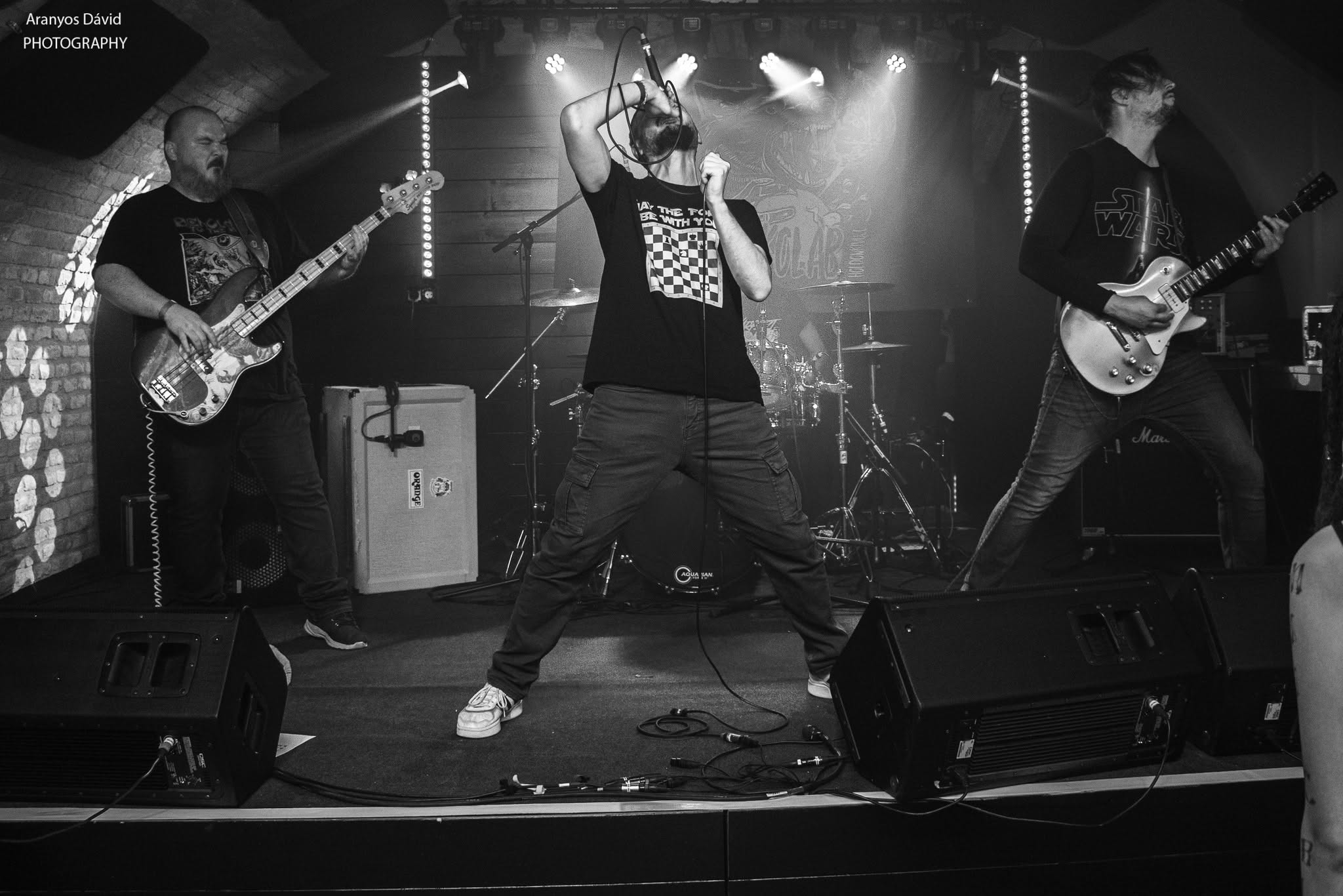 Markoláb - A tavalyi 'Holdonkívüli' EP zárótételére, a ' Csángó'-ra forgatott klipet a tiszakécskei stoner/grunge metal zenekar!